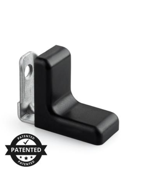 KĄTOWNIK MEBLOWY 29 x 29 x 17 mm CZARNY Z OSŁONKĄ