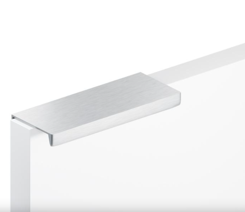 UCHWYT MEBLOWY KRAWĘDZIOWY NAKŁADANY UM-494 L-64 CHROM MAT