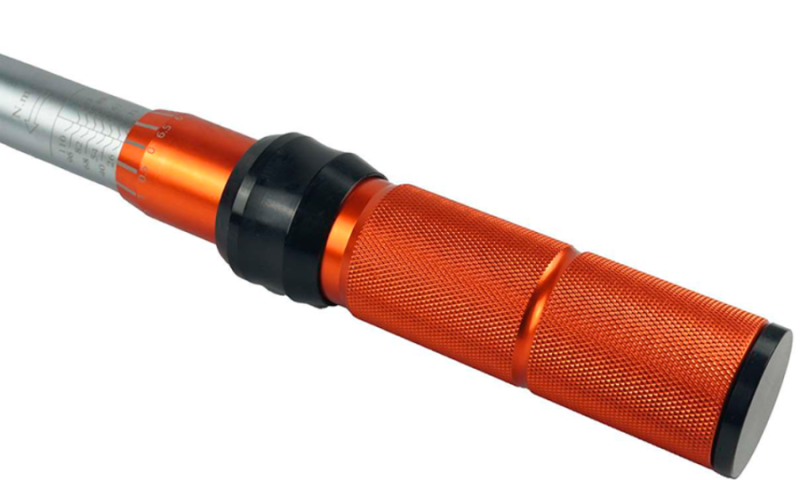 KLUCZ DYNAMOMETRYCZNY DWUKIERUNKOWY KALIBROWANY 1/2" / 60-330 Nm