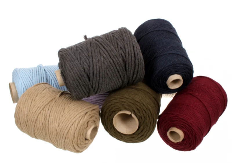 SZNUREK BAWEŁNIANY GRAFITOWY DO MAKRAMY Ø5 100 m, NR. 735